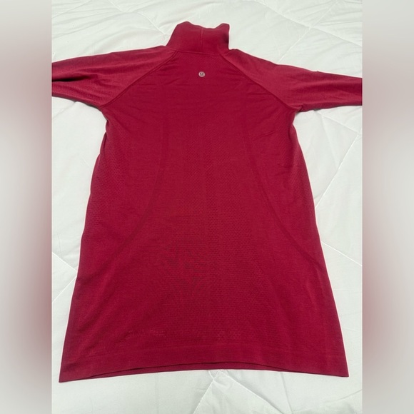 Lululemon Swiftly Speed Turtleneck Long Sleeve - Picture 10 of 11